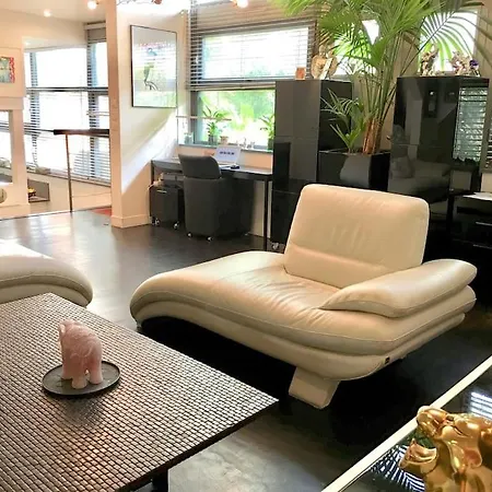 Luxury Artsy Garden Loft Wz Jacuzzi, パリ